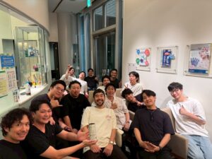 橋口歯科赤坂ガーデンシティで開催した症例検討会E×N×Fの参加者集合写真