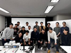 東京・赤坂で開催した歯科医師向けインプラント外科セミナー参加者集合写真|橋口歯科赤坂ガーデンシティ
